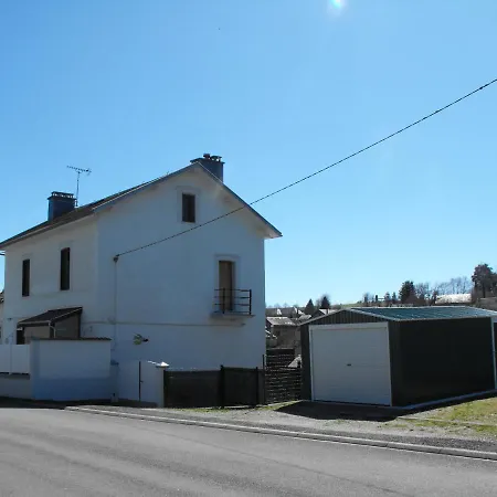 Holiday home Lesmyosotis-messeix ***espace Et Calme 2/3p *