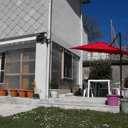 Holiday home Lesmyosotis-messeix ***espace Et Calme 2/3p *
